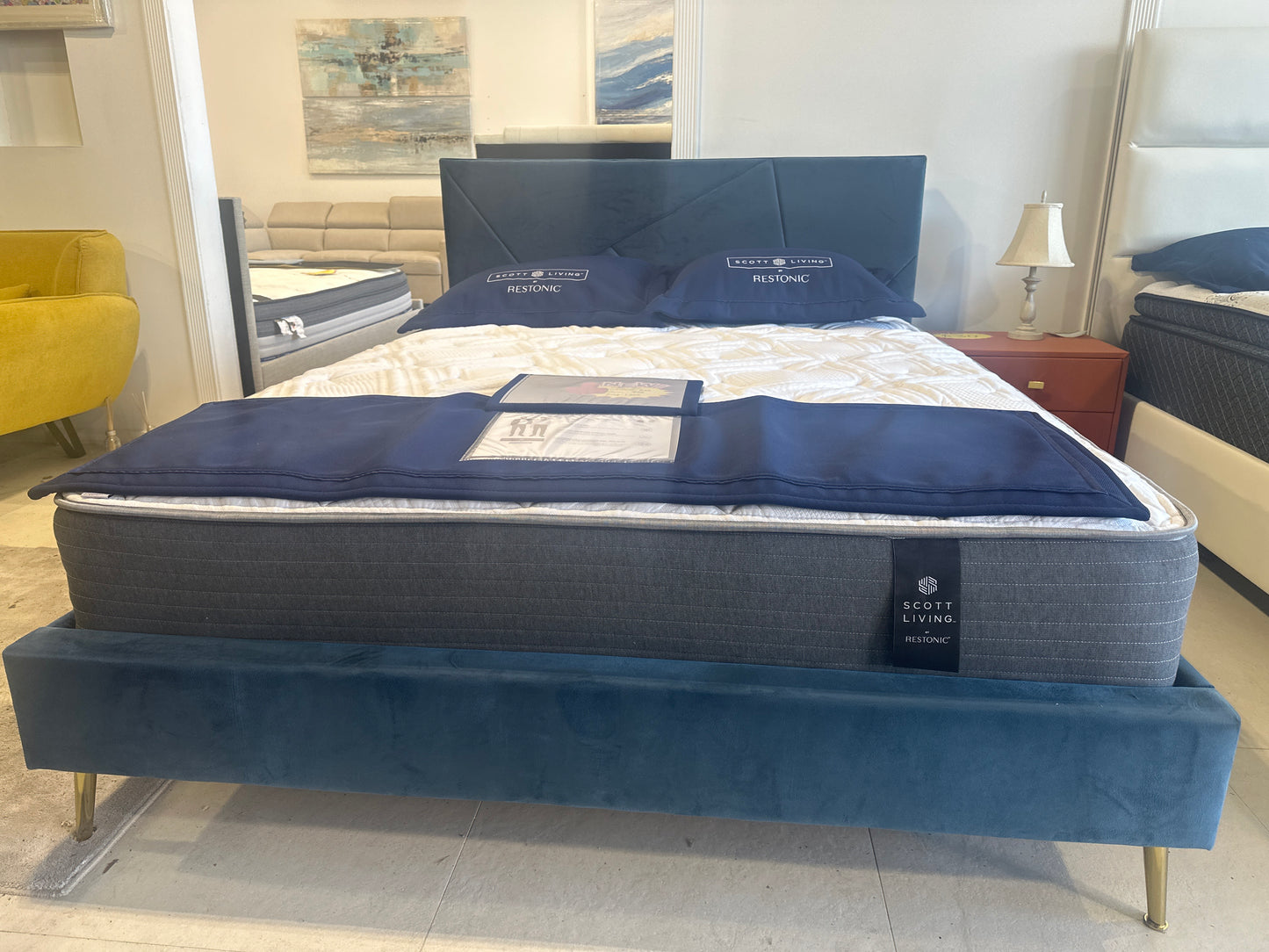 Queen size bed frame - BD110
