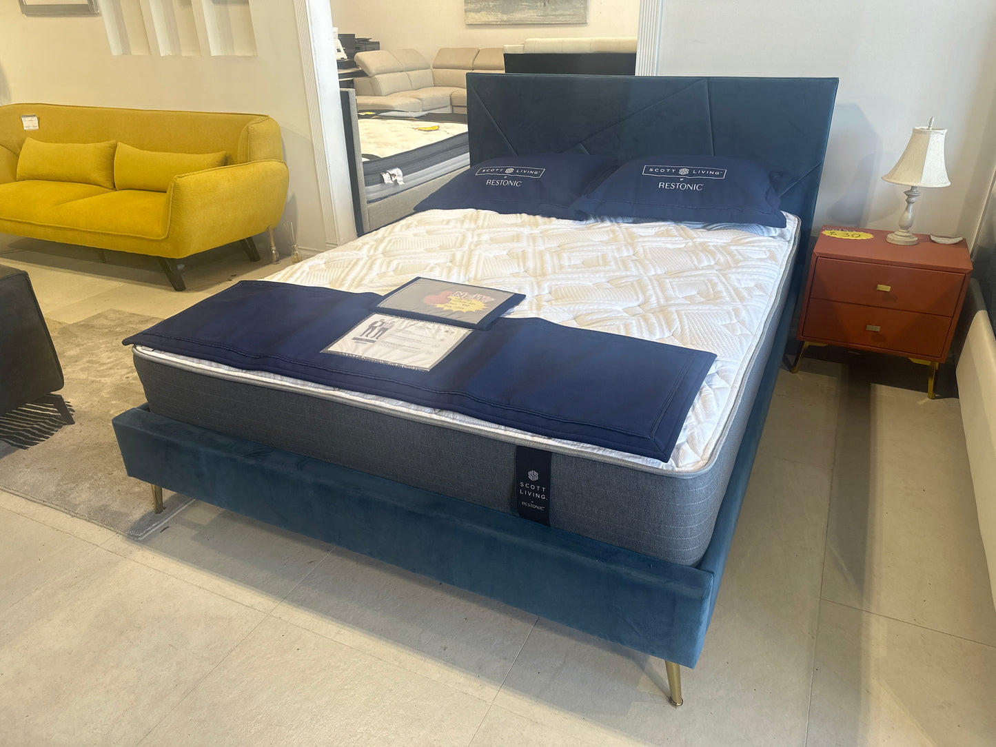 Queen size bed frame - BD110