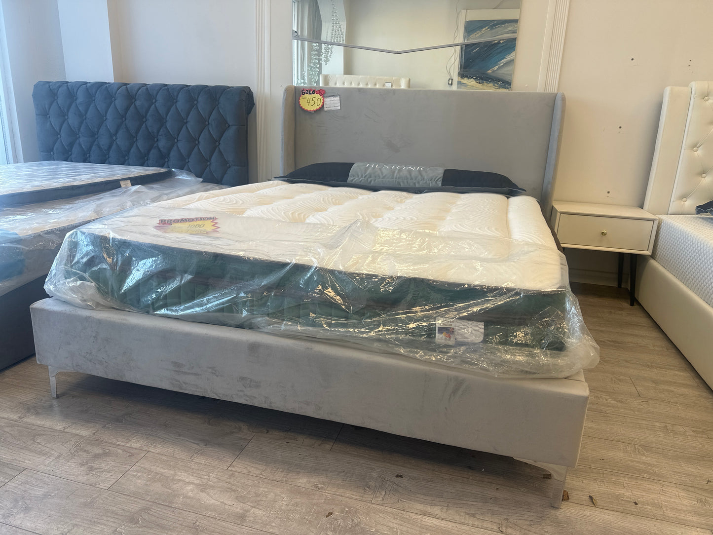 Queen size bed - BD105