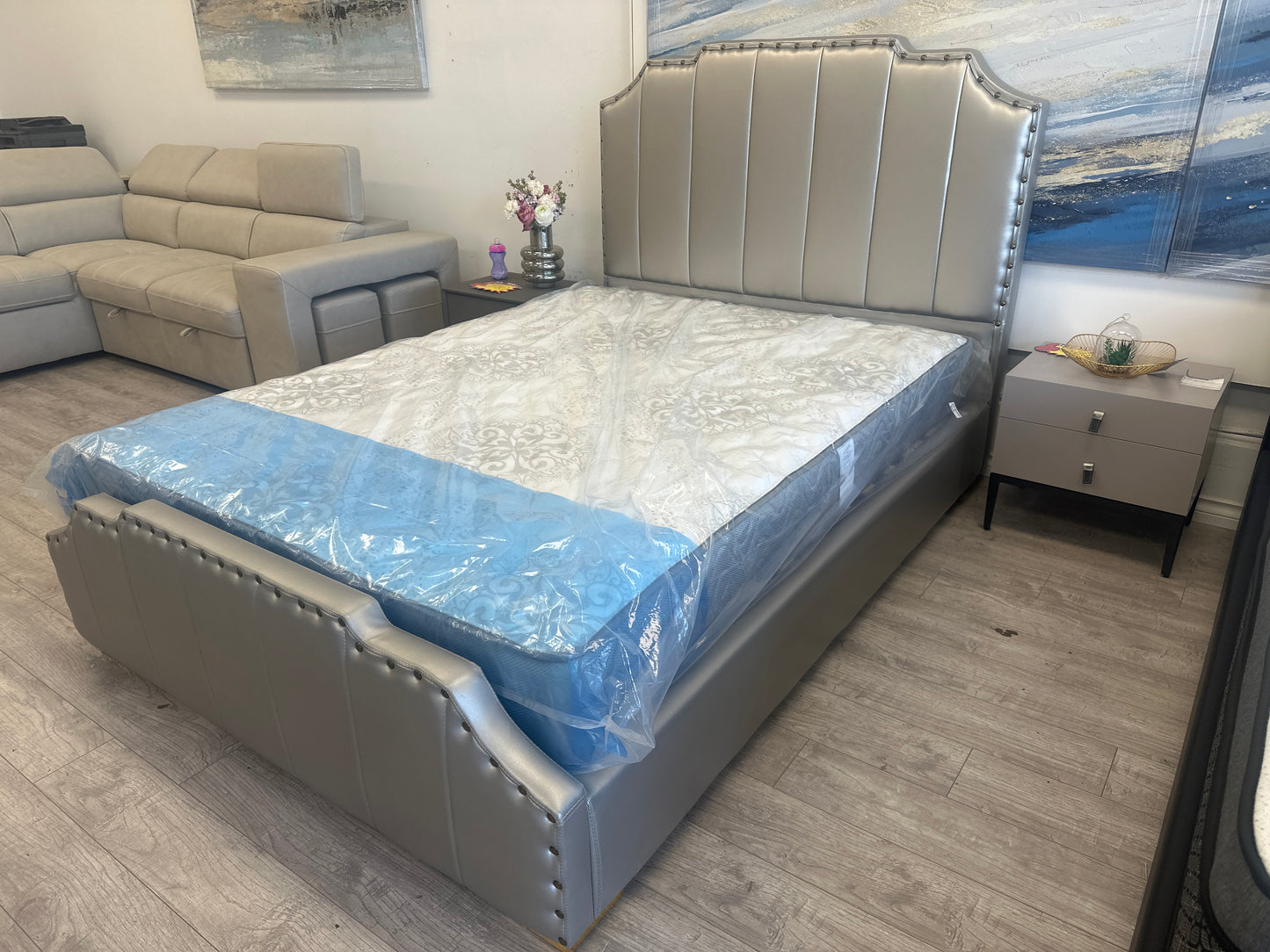 Queen size bed -BD103